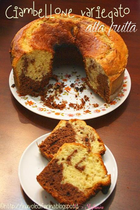 Ciambellone variegato alla frutta