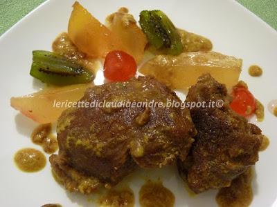Guancette di maiale con salsa al curry e mostarda