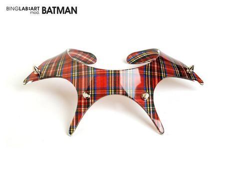 Cercate un accessorio davvero particolare?? Ecco i colletti bijoux BINGLABART binglabart_fetishbatman
