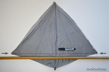 http://www.cucicucicoo.com/2014/10/tutorial-remove-fabric-from-umbrellas/