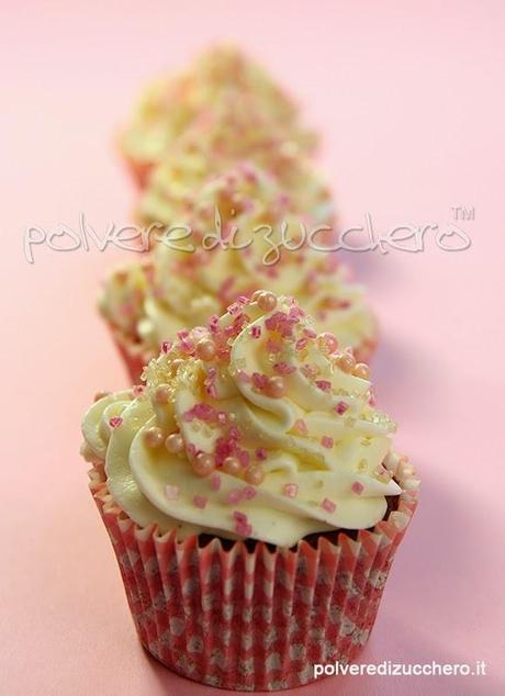 cupcakes vendita pasta di zucchero pirottini ricetta polvere di zucchero