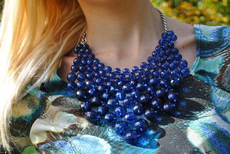 collana majique london con sfere blu majique london necklace  orecchini etnici majique mariafelicia magno fashion blogger colorblock by felym accessori bijoux accessori novembre fashion blog italiani fashion blogger italiane 