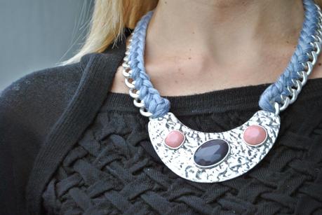 collana majique con catena e filo grigio orecchini etnici majique mariafelicia magno fashion blogger colorblock by felym accessori bijoux accessori novembre fashion blog italiani fashion blogger italiane  majique london necklace