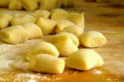 Giovedì gnocchi.