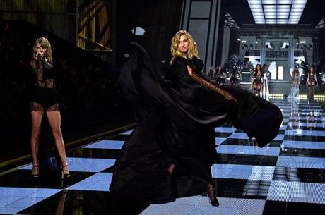 2014 Victoria's Secret Fashion Show - Runway