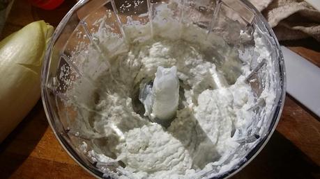 Crema di gorgonzola e noci per aperitivi o verdure