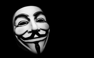 Anonymous attacca i siti della Polizia