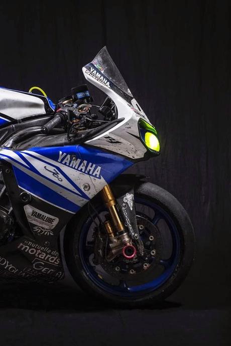 Yamaha YZF-R1 Team GMT94 World Champion 2014