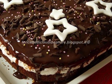 Torta al cioccolato, nocciole e amaretto con stelline per.... Elisa