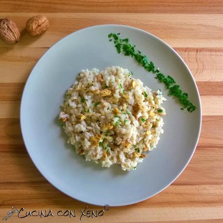 Risotto con noci e profumo di tartufo nero