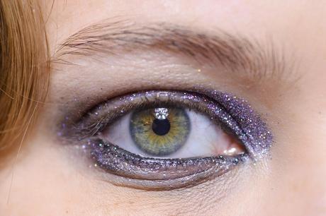 METALLIC MAKE-UP: per le feste il trucco si fa metallico