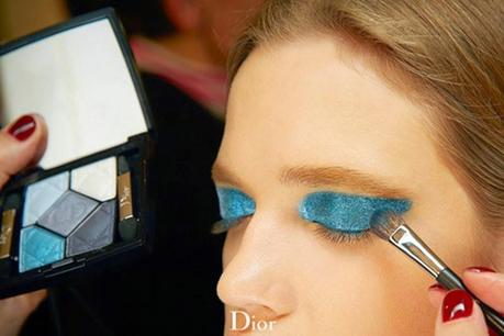 METALLIC MAKE-UP: per le feste il trucco si fa metallico