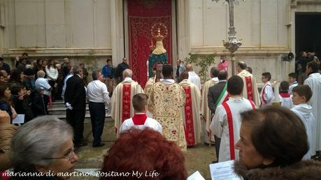 Inaugurata la porta di bronzo della Chiesa Madre a Positano