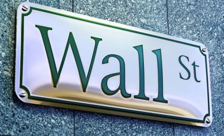 Wall Street in calo, ma sotto controllo