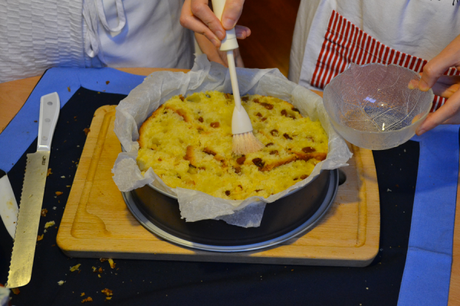 Panettone con canditi e uvetta