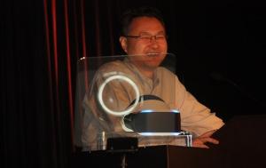 shuhei-yoshida-with-project-morpheus