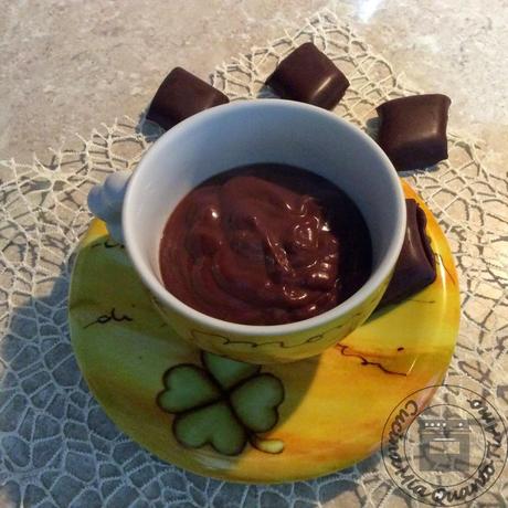 Cioccolata calda in tazza