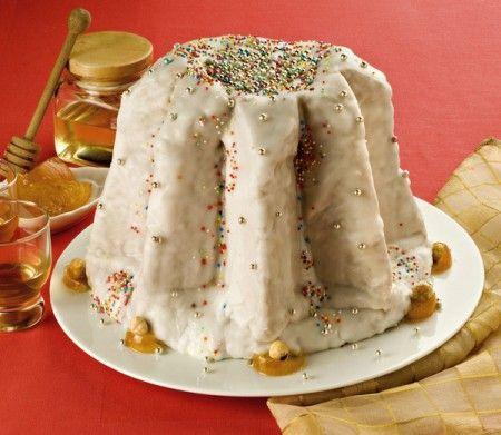 Pandoro ripieno e glassato