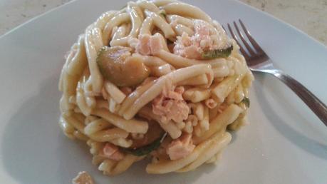 PASTA al  LIMONE con ZUCCHINE e SALMONE