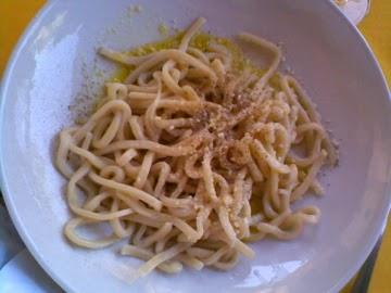 PIantare un melo, pici, piecciocci, piedi a parabarberi, pigliare i cocci e incocciassi | Parole e verbi in disuso