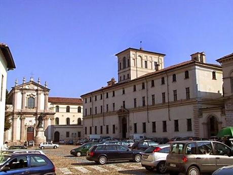 PAVIA. UDU Pavia: “A rischio collegi, mense e servizi” per il dimezzamento dei fondi regionali per il diritto allo studio.