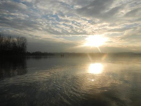 Inizia il tramonto sul lago