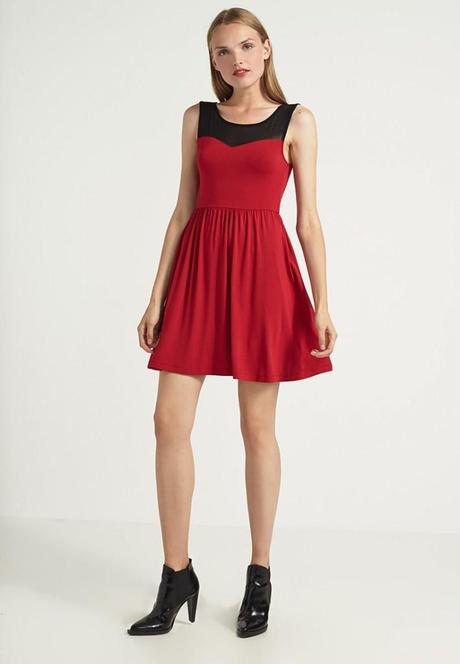 vestito corto rosso capodanno 