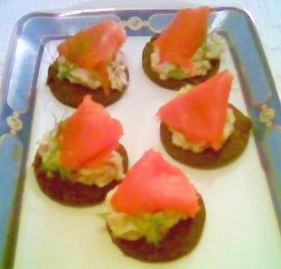 Tartine cannellini e salmone