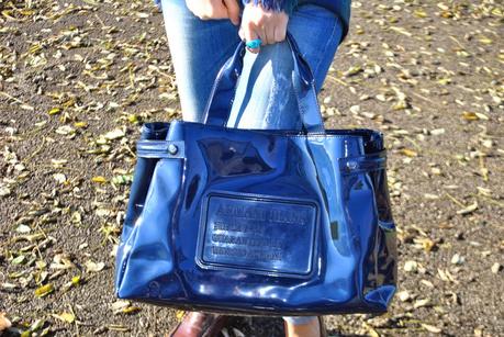 outfit invernale casual outfit mantella outfit maxi sciarpa come indossare la sciarpa sciarpa stampa plaid outfit total jeans mocassini borsa blu armani jeans occhiali da sole carrera anello blu luca barra orologio daniel wellington orologio preppy outfit stile preppy jeans sebiro acconciatura treccia laterale how to wear cape cape outfit outfit dicembre 2014 december outfits fashion blogger italiane fashion bloggers italy how to wear plaid scarf winter outfits mariafelicia magno fashion blogger colorblock by felym fashion blog italiani blonde girls blondie blonde hair ragazze capelli biondi 