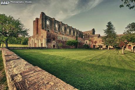 San Galgano e la spada nella roccia.