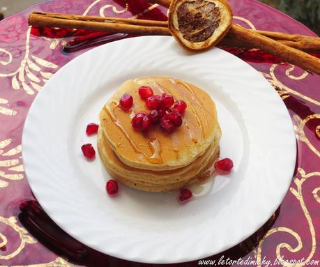 Pancakes arancia, cannella e melograno