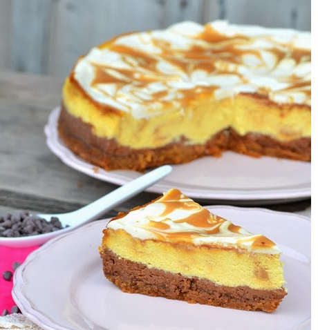 CHEESECAKE AL CIOCCOLATO E CARAMELLO