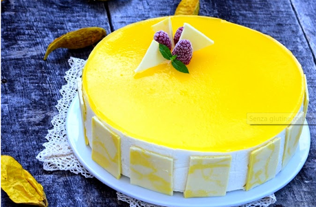 TORTA MOUSSE AL MANGO (senza glutine)