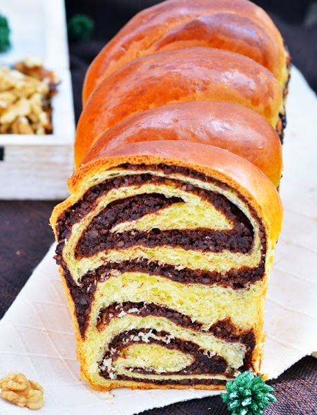 PLUMCAKE DI CREMA CON NOCI E CACAO