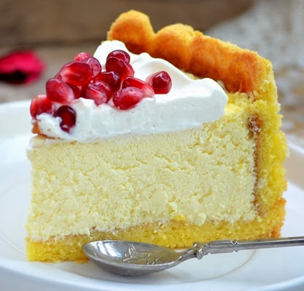 CHEESECAKE CON MASCARPONE, AMARETTO E MELOGRANO