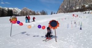 Lo sci piace ai bambini! Happy Sky Cortina 