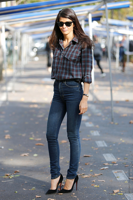 In the Street...Tartan mania: the timeless fashion of the Scottish fabric always trendy...For vogue.it