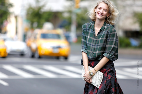 In the Street...Tartan mania: the timeless fashion of the Scottish fabric always trendy...For vogue.it