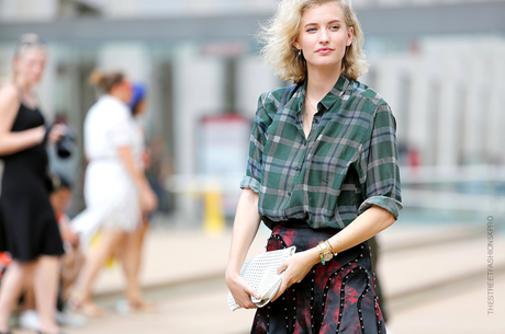 In the Street...Tartan mania: the timeless fashion of the Scottish fabric always trendy...For vogue.it