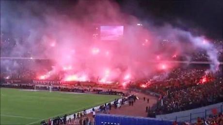 (VIDEO)Ultras Ahlawy Pyroshow in Al Ahly Vs Sewe Sport - Caf Confederation Cup Final 2014 6.12.2014