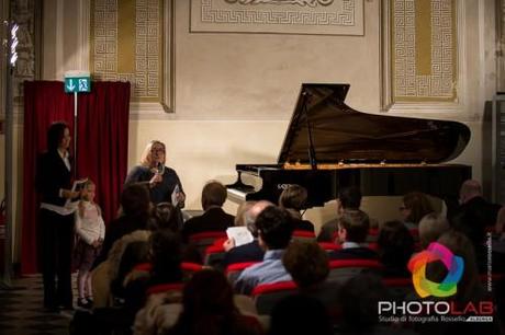 Ultimi preparativi per il concorso pianistico alla 27esima edizione il IV Memorial Folco
