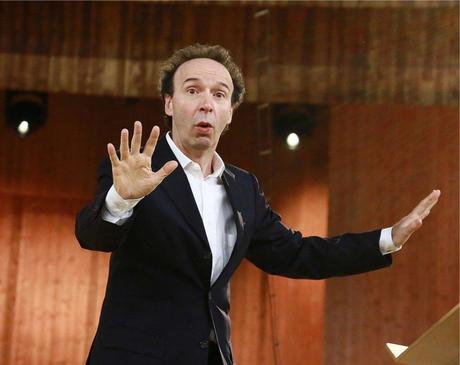 I Dieci Comandamenti, Roberto Benigni in diretta su Rai 1 (anche in HD)