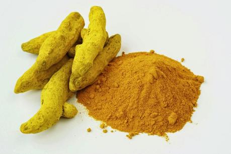 La Curcuma: In India è conosciuta ed utilizzata da almeno...