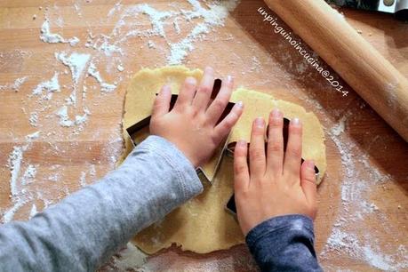 Aspettando il Natale...biscotti frollini a 6 mani