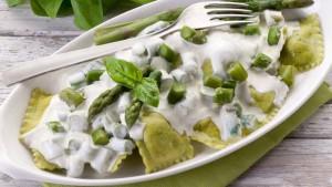 ravioloni-agli-asparagi