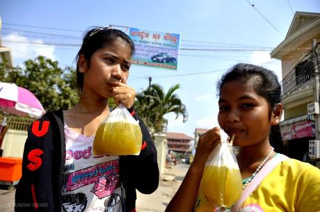 sugar cane juice phnom penh.JPG