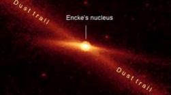 Cometa Encke fotografata da Spitzer - Courtesy NASA/JPL-Caltech and M. Kelley, Univ. of Minnesota)