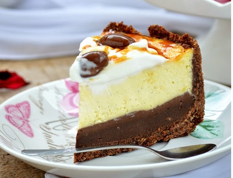 Cheesecake con latte condensato e cioccolato