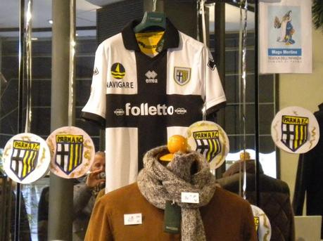 Parma Calcio e il Natale in vetrina