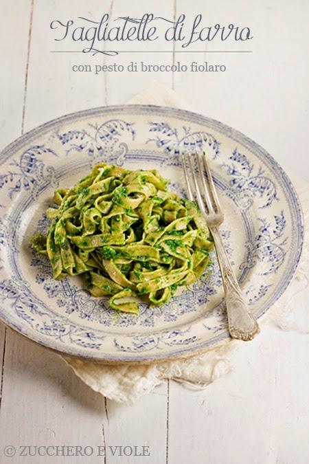 Tagliatelle al farro con pesto di broccolo fiolaro